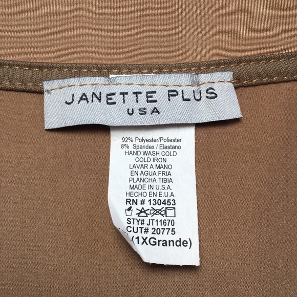NWOT Janette Plus 1X Empire Waist Top - Picture 5 of 5